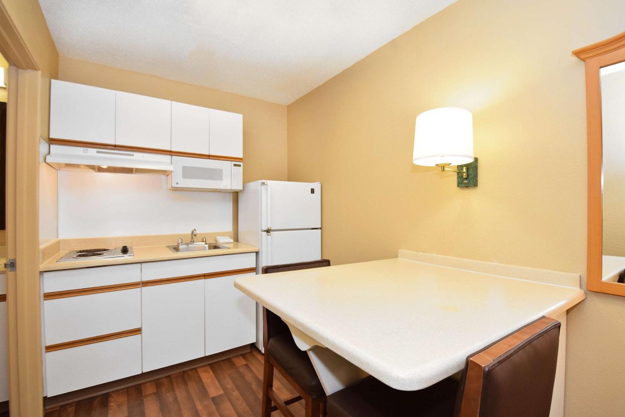 Extended Stay America Suites - San Antonio - Airport Exteriör bild